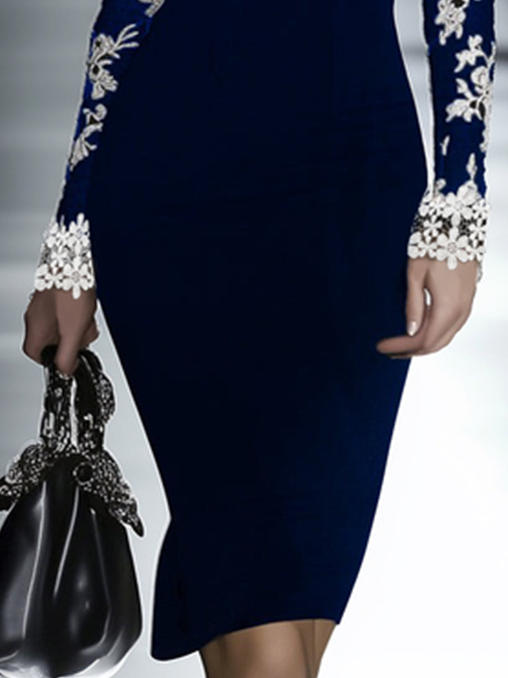 24-Hour-Shipping Lace Neckline Hip Dress