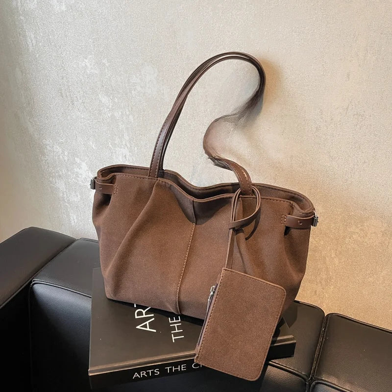 Beatrice Compact Leather Tote