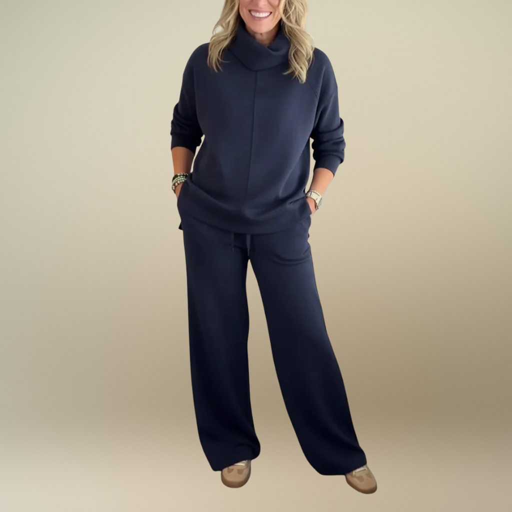 THALIA COZY TWO-PIECE TURTLENECK TRAVEL SET